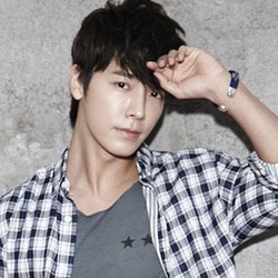 Donghae SuJu Bintangi Drama OCN Gods Quiz 4