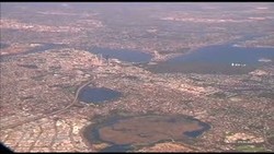 Keluarga di Indonesia Masih Berharap Ada Mukzijat Pesawat MH370