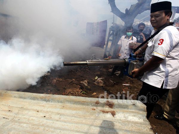 Jurkam PKS Mengasapi Kampung
