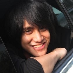 Kecewa Pembajakan, Kevin Aprilio Iri dengan Musisi Luar Negeri