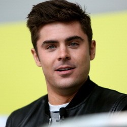 Zac Efron Bangkrut?