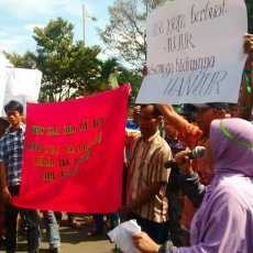 Kejari Tuban Didemo Warga Tuntut Otak Pelaku Aborsi Dihukum Berat
