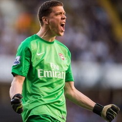 Szczesny Tak Akan Ragu Akhiri Karier di Arsenal