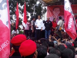 Orasi di Lampung, Jokowi: Indonesia Akan Merah Total!
