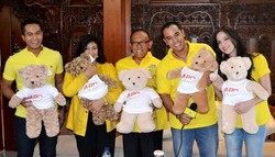 Klarifikasi Video Pelesiran, Ical Peluk Teddy Bear dan Cium Kening Istri