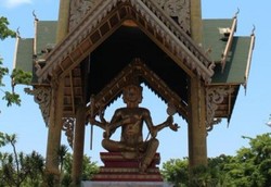 Inilah Patung Buddha Empat Wajah di Surabaya