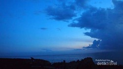 Memburu Matahari Terbit di Nusa Dua, Bali