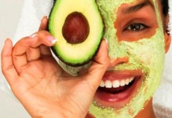 Racik Masker dari Makanan, Pisang dan Telur untuk Mengencangkan Kulit (1)