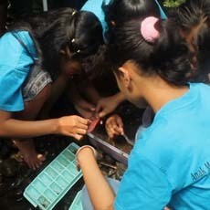 Peringati Hari Air Sedunia, Siswa SMP di Jombang Jadi Polisi Air