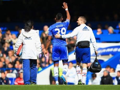 Chelsea Ditinggal Etoo Dua Pekan
