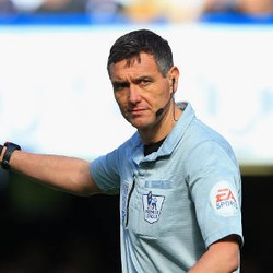 Marriner Akui Kesalahannya Mengartu Merah Gibbs