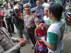 Puluhan Simpatisan PKB Ditilang karena Tak Pakai Helm