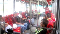 Pengalaman Naik Bus TransJ Rekondisi: Kursi Empuk dan AC Sejuk