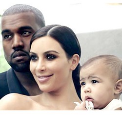 Kim Kardashian dan Kanye West Jadi Model Sampul Vogue, Sang Bayi Ikut Eksis