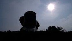 Masalah Hidup Teramat Pelik, Pak Ableh Ogah Peduli Soal Politik