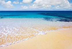 Ada Pulau Secantik Ini di Samudera Atlantik