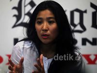 Olivia Zalianty Klarifikasi Soal Video dengan Ical