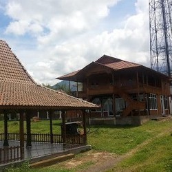 Semenjak Gagal Jadi Bupati, Farhat Kerap Sendirian Kunjungi Vila