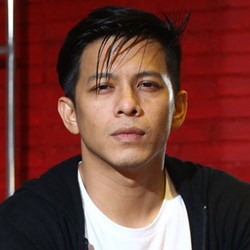 Ariel NOAH Buka Butik Sepatu di Malang