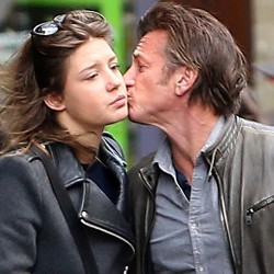 Ups! Sean Penn Kepergok Kencan dengan Aktris Muda Asal Prancis