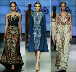 Motif Batik Kuno dalam Busana Modern dari Koleksi Terbaru Iwan Tirta