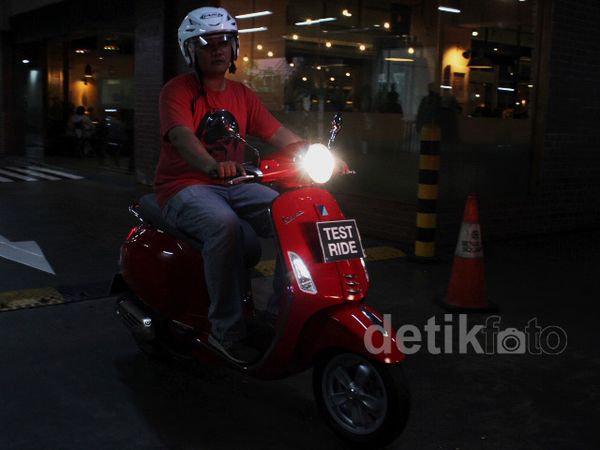 5 Menit dengan Vespa Primavera