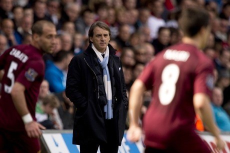 Mancini Tak Tutup Kans Latih Milan