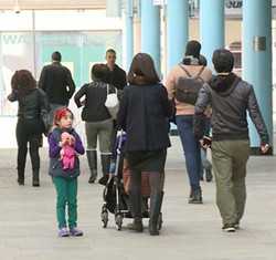 Survei: Saat Ada Anak Kecil Tersesat, Hanya 1 dari 616 Orang yang Menolong