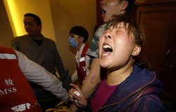 Keluarga Penumpang MH370 Histeris Usai Dengar Pernyataan PM Malaysia