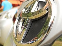 Tahun Ini Toyota Targetkan Jual 10 Juta Unit Mobil