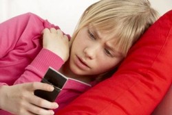 Cegah Cyberbullying, Anak-anak Jepang Dilarang Pakai Ponsel di Malam Hari