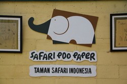Kotoran Gajah Jadi Kertas di Taman Safari Indonesia
