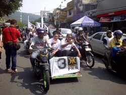 Naik Bentor ke Lokasi Kampanye, Anis Matta Dielukan Sebagai Capres Muda