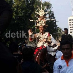Mau Naik Kuda Seperti Prabowo? Jokowi: Saya Sudah Naik Kuda Duluan