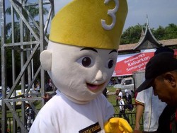 Upin Meriahkan Kampanye PKS di Padang tanpa Ditemani Ipin