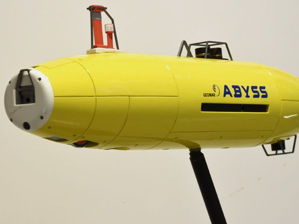 Kapal Selam Abyss Akan Cari MH370