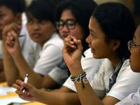 Simulasi UN di SMKN 8 Makassar