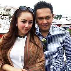 Regina Bantah Tudingan Nia Soal Beli Rumah Bersama Farhat