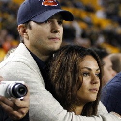 Ashton Kutcher dan Mila Kunis Akan Menikah April
