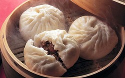 Bosan Kala Macet? Jajan Saja Bakpao, Cakue dan Kerupuk