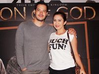 Kemesraan Nafa Urbach dan Zack Lee