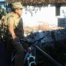 Alasan Bupati Banyuwangi ke Kantor Bersepeda