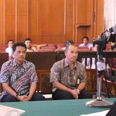 Setelah 5 Kali Mangkir, Mantan Ka Daops 8 Akhirnya Hadiri Sidang