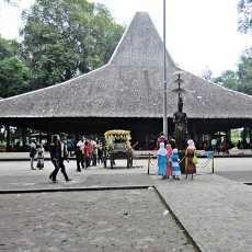 Ratusan Rumah di Trowulan Direnovasi untuk Kampung Majapahit
