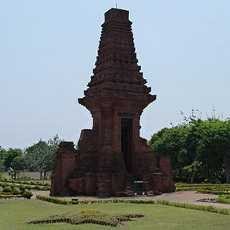 Investor Pabrik Baja Gugat SK Kemendikbud Terkait Cagar Budaya Trowulan