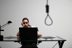 Bunuh Diri Kemungkinan Besar Terjadi Bila Gejalanya Begini