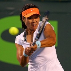 Li Na Jumpa Wozniacki di 8 Besar, Venus Terdepak