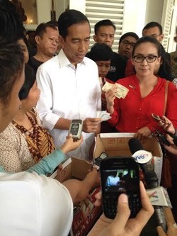 Jokowi Sumbang Rp 10 Ribu untuk Satinah