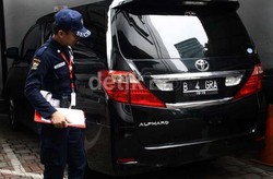 Diduga Terima Mobil dari Wawan, Ketua DPRD Banten Diperiksa KPK