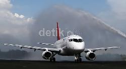 Borong 100 Pesawat SSJ-100, Perusahaan Ini Ingin Sukhoi Bikin Pabrik di Tiongkok